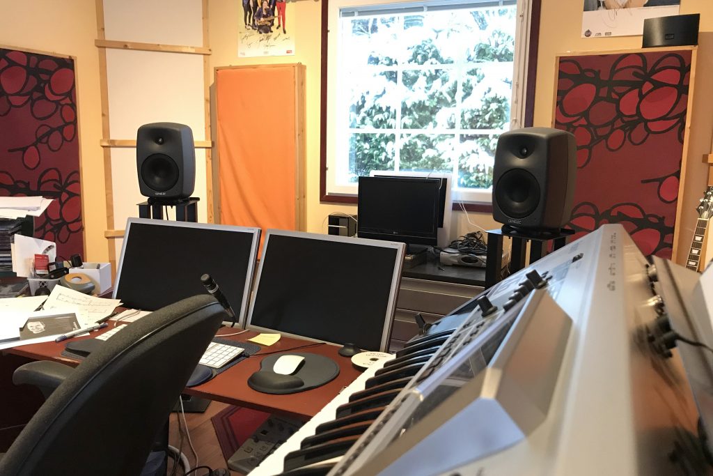 studio2_sivu2