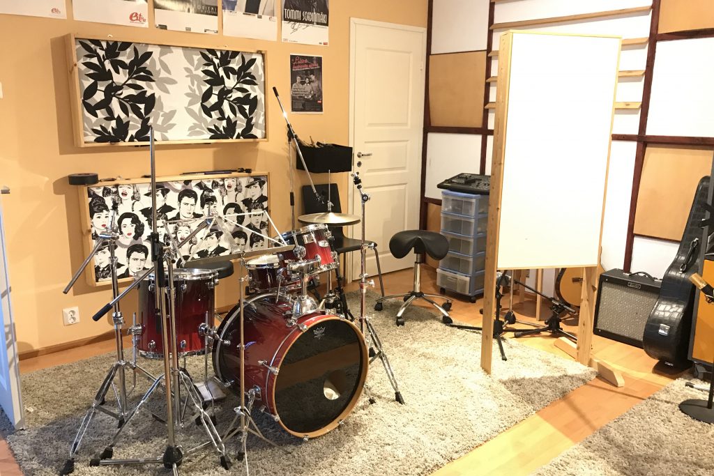 studio3_sivu2